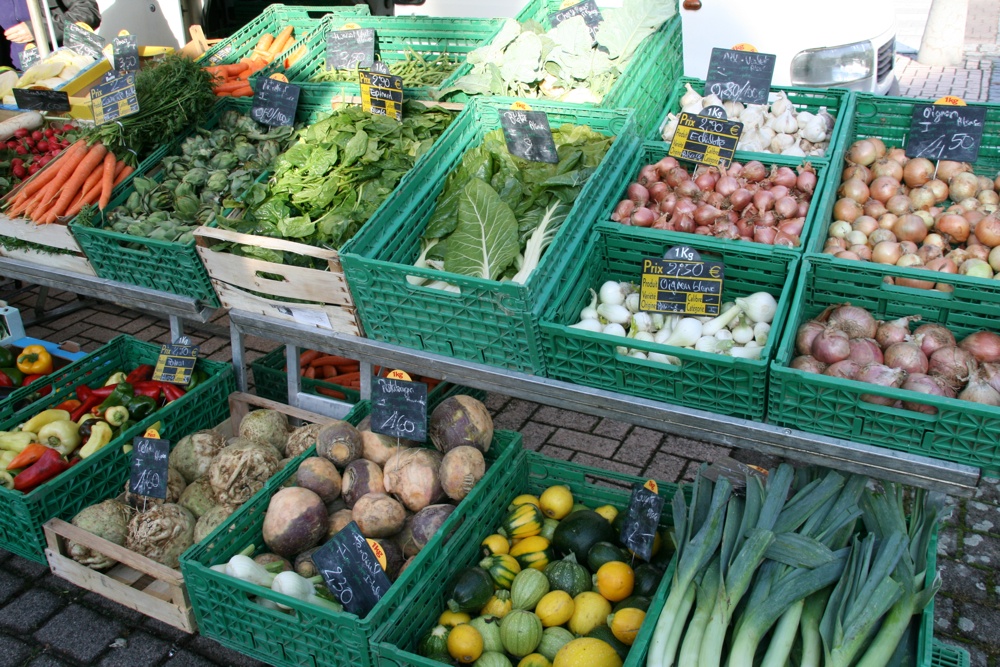 Stand maraicher Gasser cagettes de légumes