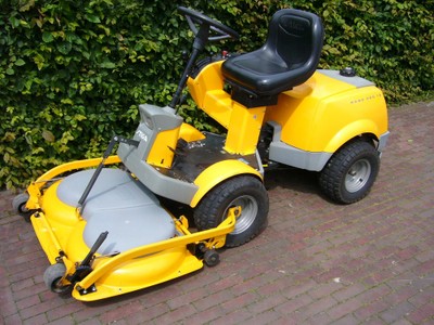 Tondeuse articulée à Coupe Avant chez ACS ANDELFINGER