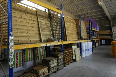 Palissades et claustras chez Weldom