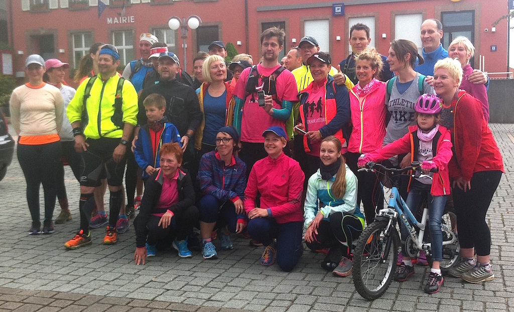 Marathon du 16 mai 2016 avec Frédéric Hoff. Portrait de groupe des participants