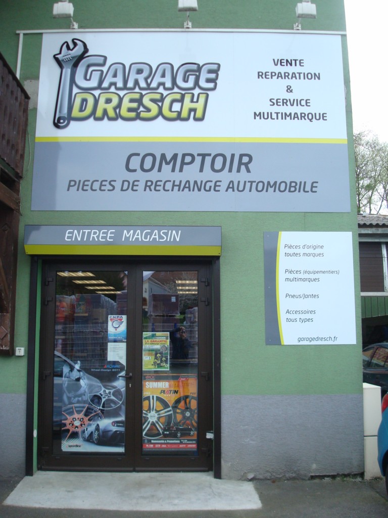 Porte/enseigne Magasin P.R