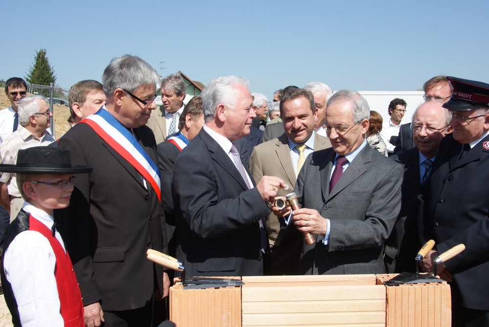 Waldighoffen 1ère pierre - euro dans cartouche