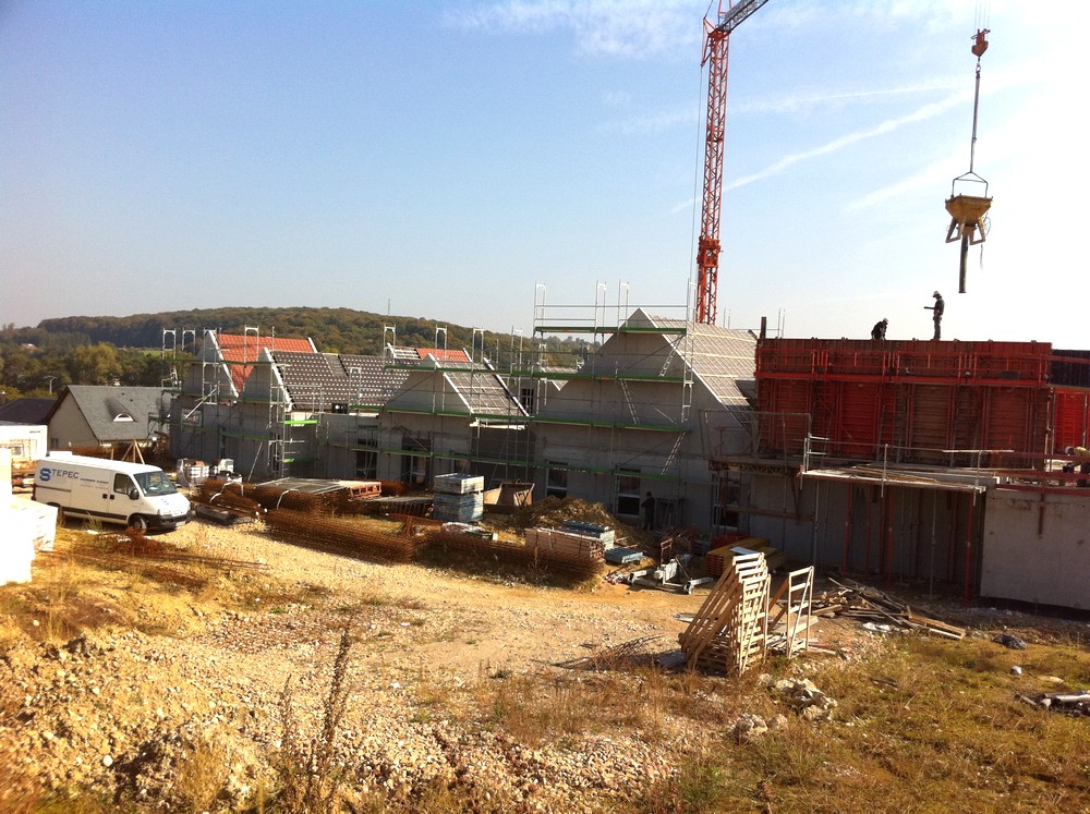 Vue des toits du chantiers de l'EHPAD de Waldighoffen le 11 octobre 2011