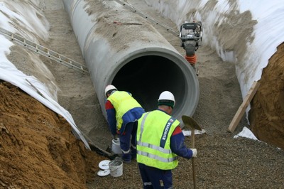 La mise en place du bassin de rétention des eaux pluviales de l'EHPAD, le 24 janvier 2011