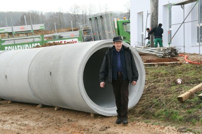 La taille d'une buse du chantier de l'EHPAD de Waldighoffen