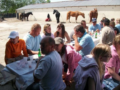 Repas après la chevauchée 2011