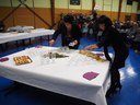 Les préparatifs et le service, puis le rangement ont été assurés par l'équipe des conseillers municipaux, pour l'organisation des voeux 2015 du maire de Waldighoffen. Les élus préparent les tables